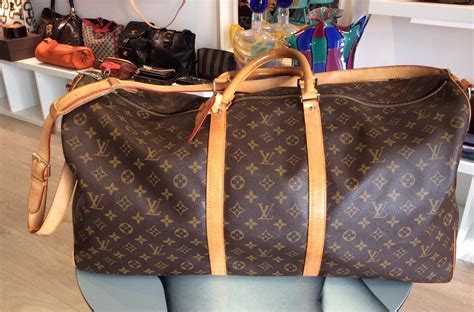 louis vuitton oggetti da ridere|Louis Vuitton lv.